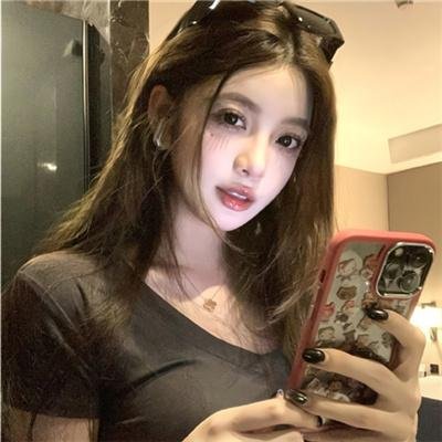 目露凶光